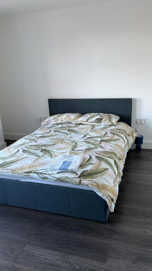 The Serviced Accommodations Harlow Esterno foto