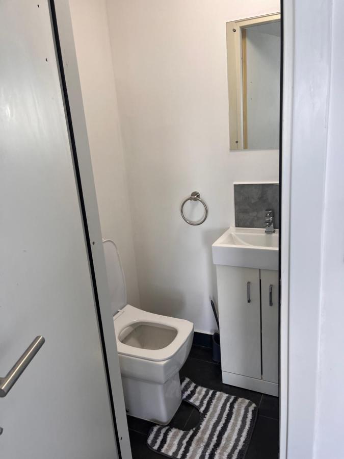 The Serviced Accommodations Harlow Esterno foto